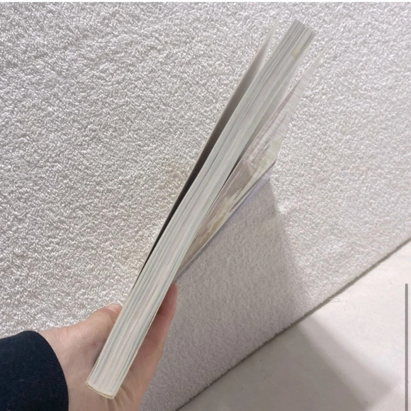 Karen  Tack & Alan Richardson Hello, Cupcake! Cookbook - Picture 6 of 11